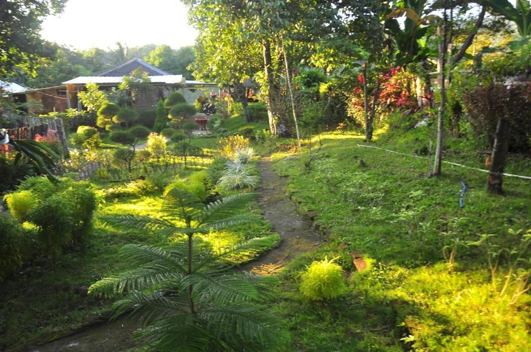Pondok Guru Bakti Cottage Senaru Kültér fotó